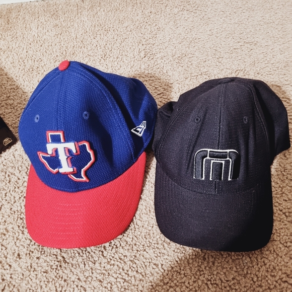 11 Caps | Different Brands - Picture 4 of 11